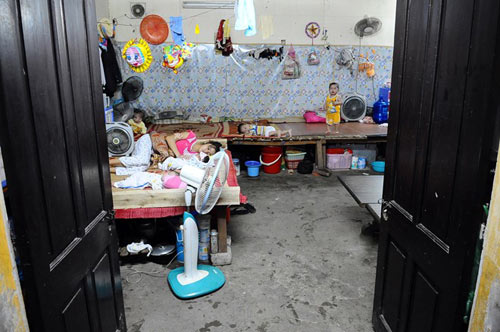 Tận mắt cuộc sống trẻ mồ côi ở chùa Bồ Đề - 2