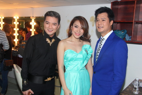 Lam Trường được vợ 9X quot;tút tátquot; chu đáo - 12