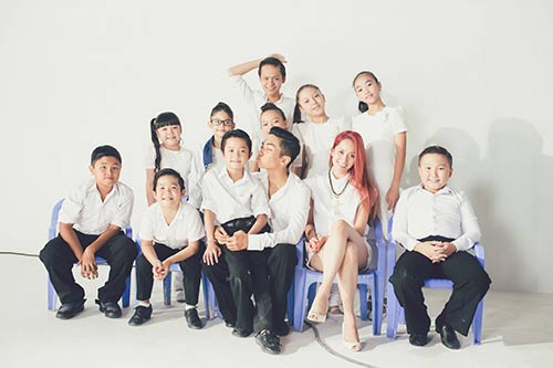 Đoan Trang thân thiết bên học trò Khánh Thi - 13