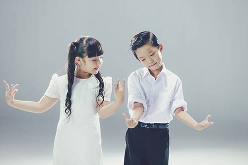 Đoan Trang thân thiết bên học trò Khánh Thi - 9