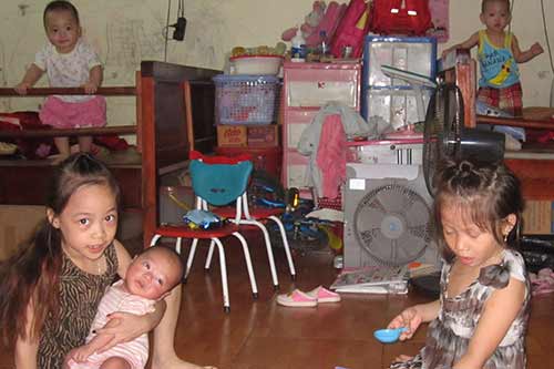 Hình ảnh trẻ em chùa Bồ Đề sau khi bảo mẫu bị bắt - 3