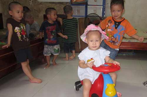 Hình ảnh trẻ em chùa Bồ Đề sau khi bảo mẫu bị bắt - 5