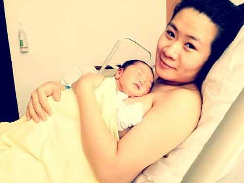 Vợ GS Xoay chia sẻ bí quyết chữa tắc tia sữa - 3