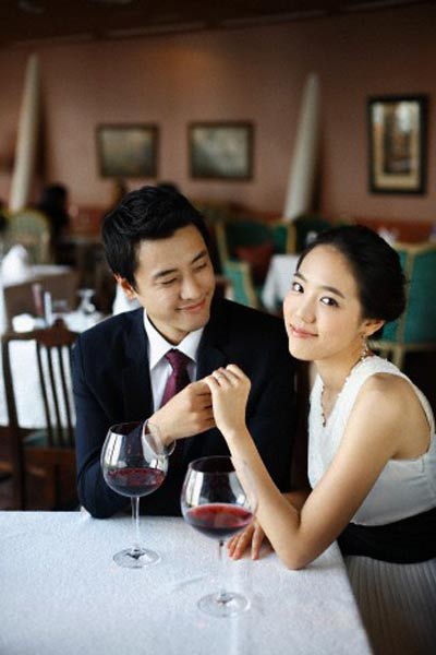 Chồng theo gái rồi lại cầu xin quay về - 1