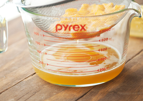 Làm nước đào thơm mát uống ngày hè - 6