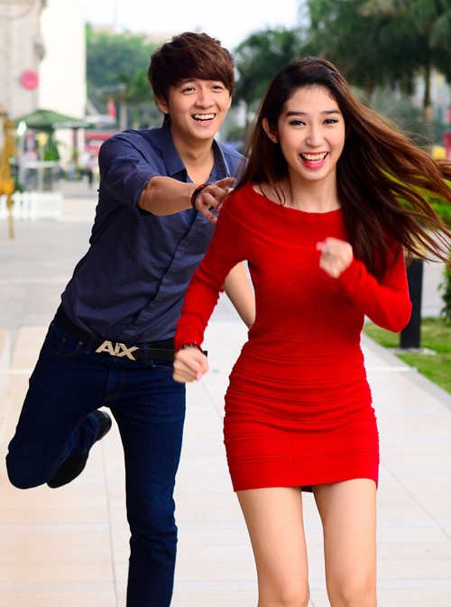 4 cặp sao vẫn hạnh phúc dù nửa kia có con riêng - 4