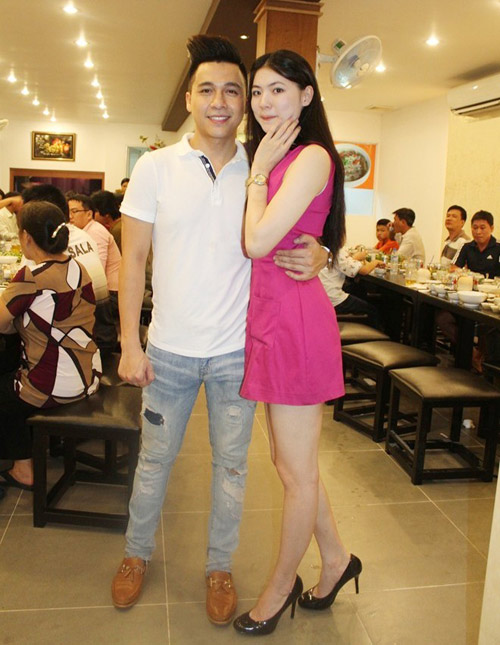 4 cặp sao vẫn hạnh phúc dù nửa kia có con riêng - 7