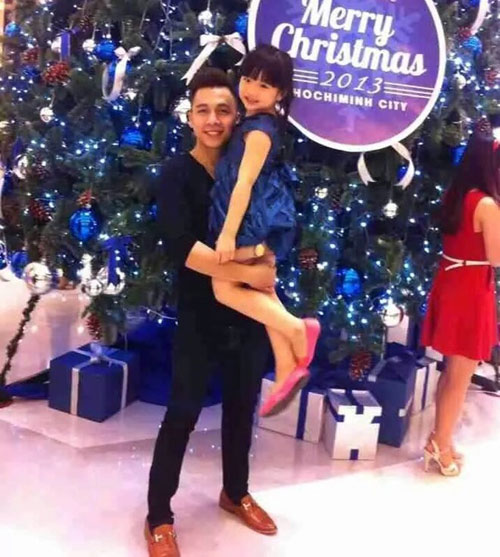 4 cặp sao vẫn hạnh phúc dù nửa kia có con riêng - 8