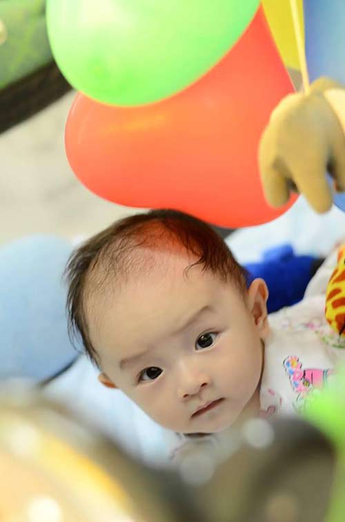 quot;Quý tửquot; của Ngô Quang Hải đẹp trai giống bố - 1