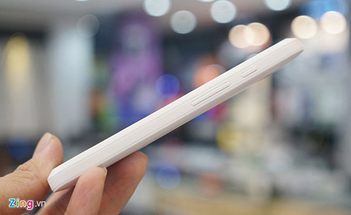 Mở hộp HTC Desire 210 giá 2,3 triệu đồng - 7