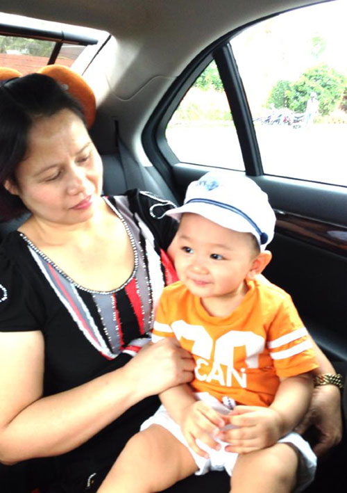 Ngắm vẻ bụ bẫm của con trai Lã Thanh Huyền - 1