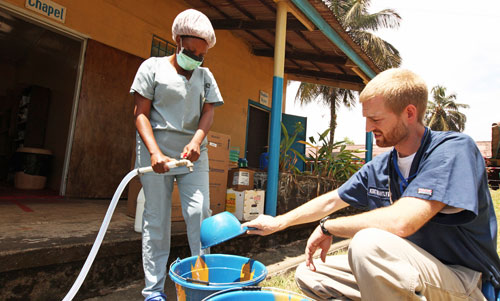 WHO ban bố tình trạng khẩn cấp toàn cầu về Ebola - 2
