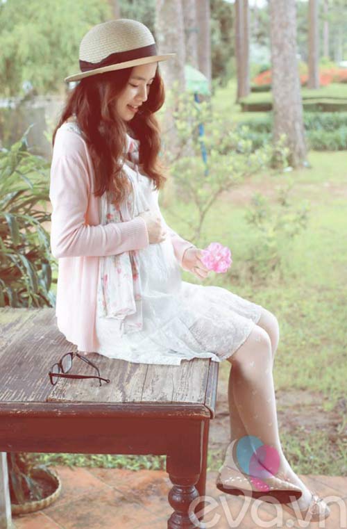 Gặp stylist bầu xinh như công chúa - 1
