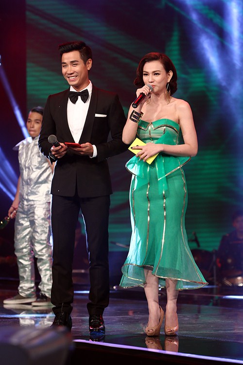 Mẹ con Thu Thủy trẻ trung như 2 chị em - 11