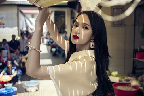 Hương Giang Idol khiến gái quot;xịnquot; cũng phải ghen tị - 12