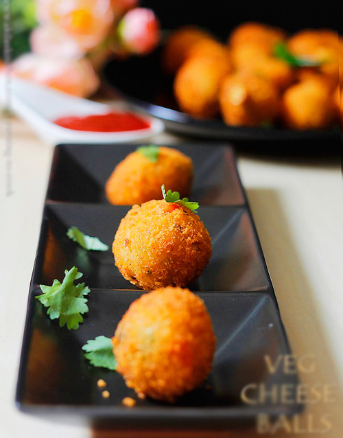 Làm phô mai viên chiên cho chị em ăn chơi - 11
