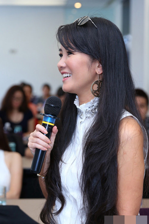 Ngân Khánh, Hồng Nhung trẻ ngỡ ngàng nhờ tóc mới - 2