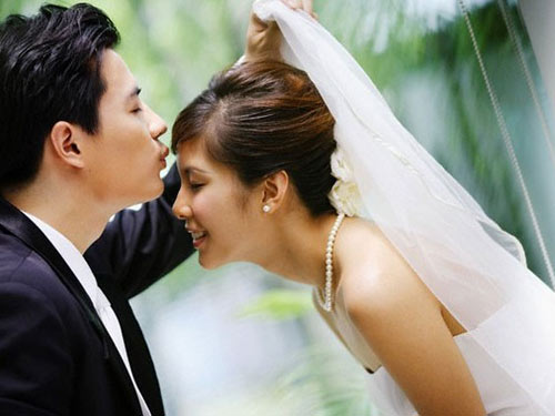 Tôi kiên trì lấy cô gái hơn 4 tuổi, đã có chồng - 3