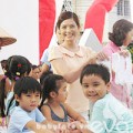 Làm mẹ - Chuyện chưa biết về trẻ em Việt đi quay quảng cáo