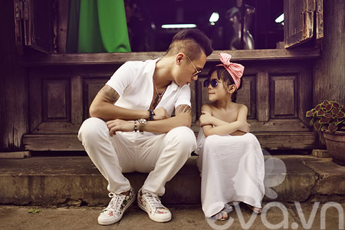 ‘Mê tít’ bộ ảnh Follow me của bố đơn thân Việt và con gái - 11