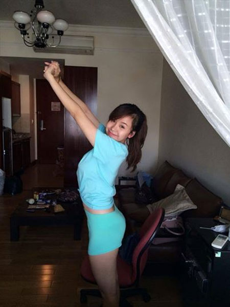 Thủy Tiên đi lưu diễn, Công Vinh ở nhà trông con - 18