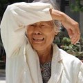 Tin tức - Bà của thiếu nữ đồng tính cúi đầu xin lỗi vợ xe ôm bị giết
