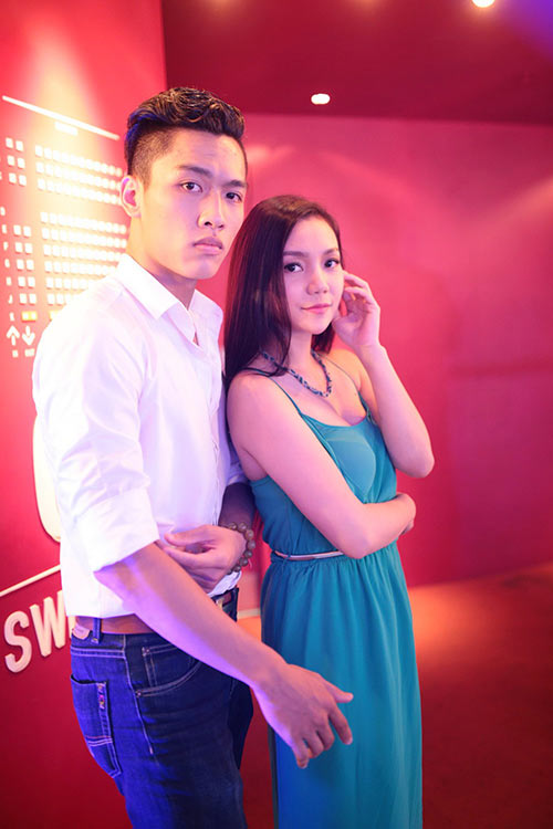 Ngọc Anh bất ngờ đi sự kiện cùng quot;bạn trai hot boyquot; - 4
