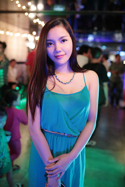Ngọc Anh bất ngờ đi sự kiện cùng quot;bạn trai hot boyquot; - 6