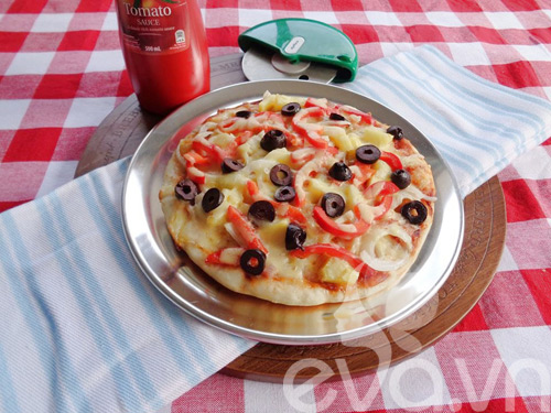 Cách nướng pizza bằng chảo siêu ngon - 9