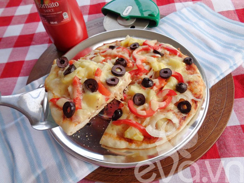 Cách nướng pizza bằng chảo siêu ngon - 10