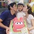 Làng sao - Con trai Thanh Thúy hạnh phúc đón tuổi thứ 5