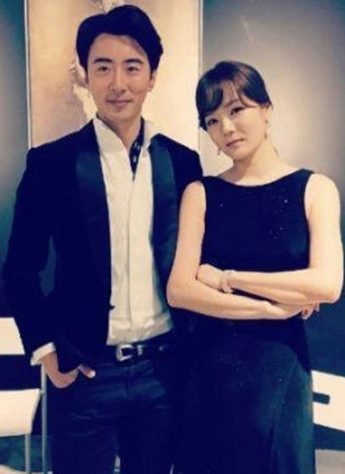 Lộ hình ảnh cưới đầu tiên của Chae Rim - 5