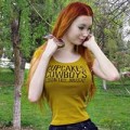 Làm đẹp - Thêm một cô gái đẹp đến mức... không ai dám yêu