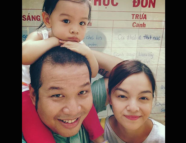 Sau 6 tháng kết hôn, nữ ca sĩ Phạm Quỳnh Anh đã sinh cho ông bầu Quang Huy một nàng công chúa xinh đẹp, vào tháng 11/2012. Đến nay, bé Bella đã sắp đi học mẫu giáo. 
