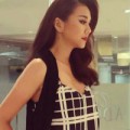Thời trang - Thanh Hằng gợi ý chiếc áo thu quyến rũ