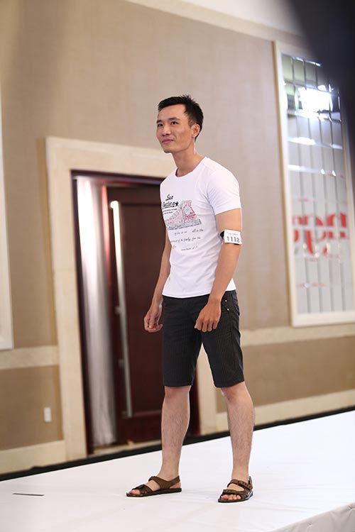 VNTM 2014: Những màn tạo dáng phì cười của thí sinh - 1