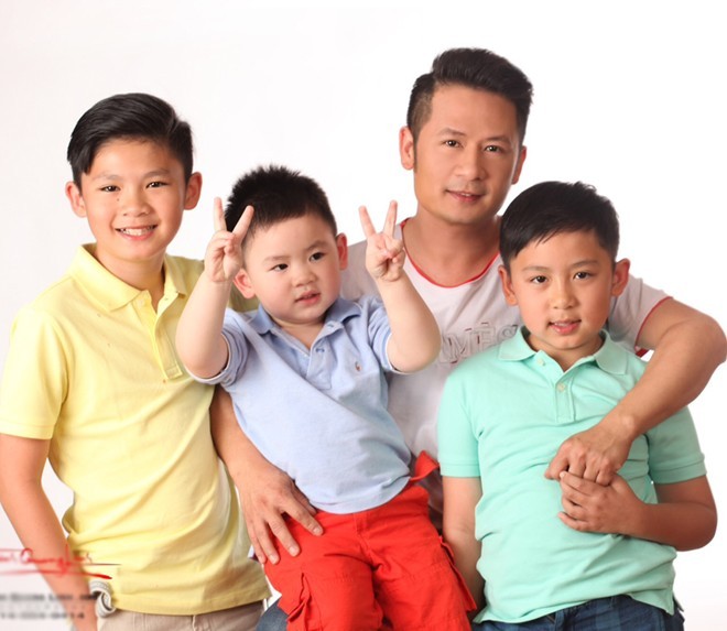 Những sao Việt sinh nhiều con nhất showbiz - 12