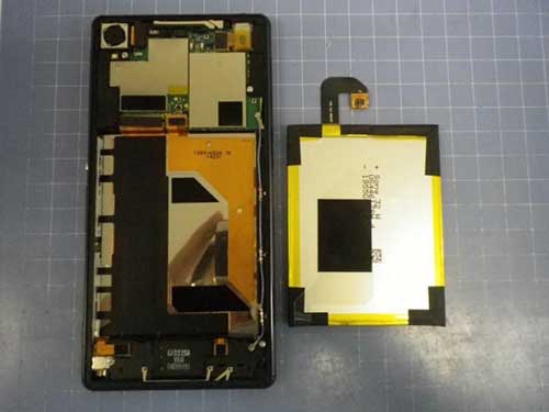 Chưa ra mắt, Xperia Z3 đã bị quot;mổ bụngquot; - 8