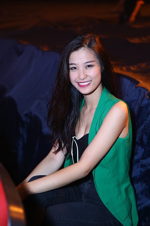 Hồng Nhung, Đoan Trang đọ dáng chuẩn sau khi sinh - 14