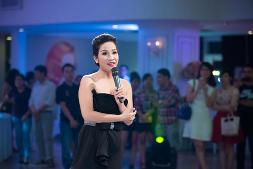 Mỹ Linh bất ngờ làm chủ hôn cho quot;đám cướiquot; Tú Anh - 10