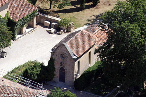 Ngắm thiên đường nơi Brangelina nói: quot;Tôi đồng ýquot; - 3