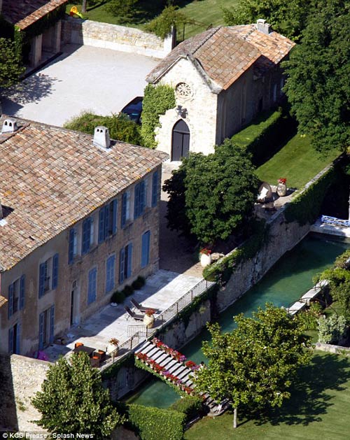 Ngắm thiên đường nơi Brangelina nói: quot;Tôi đồng ýquot; - 6