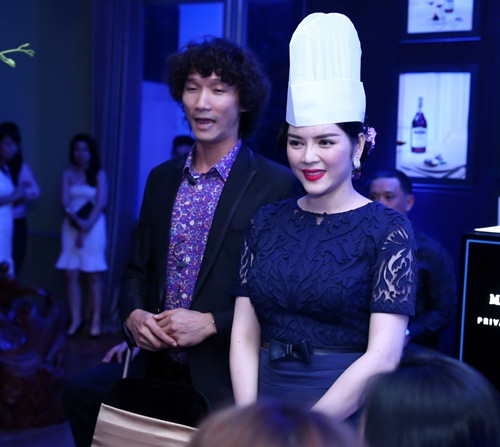 Lý Nhã Kỳ kiêu sa trong đêm tiệc tại nhà riêng - 7