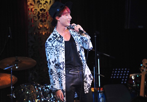 Sơn Tùng M-TP, Hồng Phước quot;gây bãoquot; với khán giả - 5