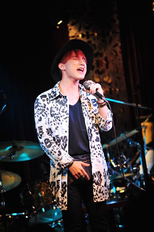 Sơn Tùng M-TP, Hồng Phước quot;gây bãoquot; với khán giả - 6