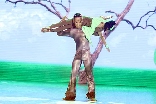 Xúc động với Tình yêu thương của thí sinh BNHV nhí - 4