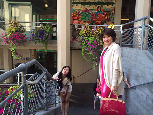 Hương Tràm tung tăng tại Mỹ sau scandal hở hang - 5