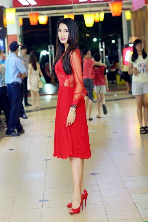 Anh Thư đẹp không tì vết tuổi 32 - 3