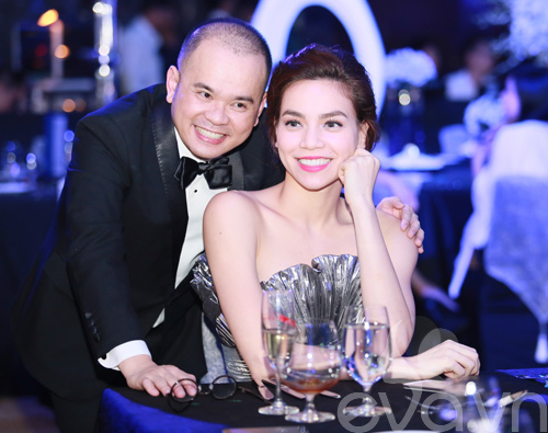 Hồ Ngọc Hà bất ngờ hôn Đàm Vĩnh Hưng - 3