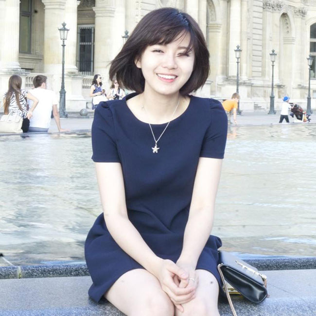 Tháng 10 tới đây, sau khi hoàn thành chương trình học tập tại Pháp, cô cựu sinh viên K48 của trường đại học Ngoại Thương có ý định sẽ trở về Việt Nam để thực hiện ước mơ cho công việc kinh doanh riêng của mình.
